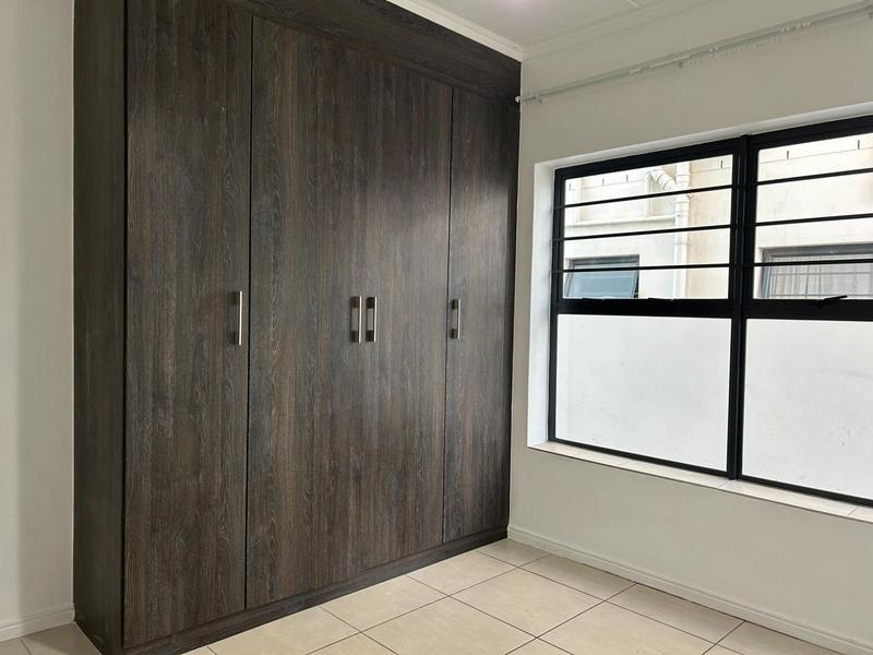 To Let 3 Bedroom Property for Rent in Sandown Western Cape